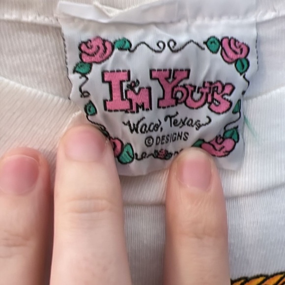 Adorable single stitch vintage fish t-shirt size small - Picture 3 of 3